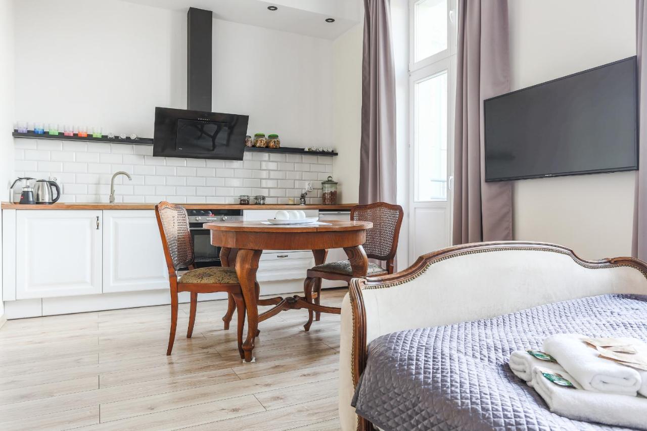 Sunhouse Apartament *